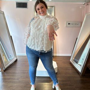 It’s your Fairy Poshmother🧚🏻‍♀️! READ BIO